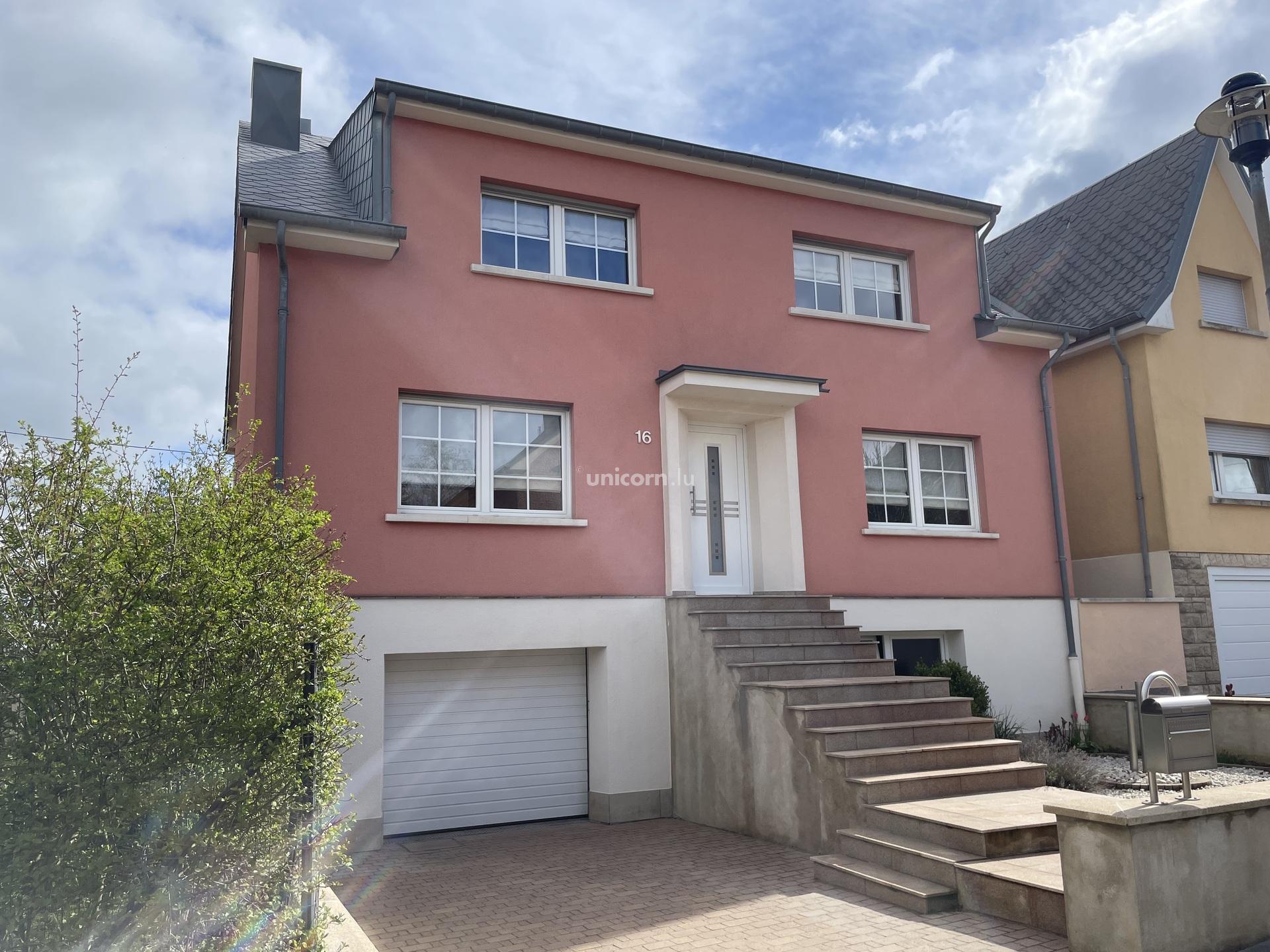 Haus zu verkaufen in Mondercange  - 171m²