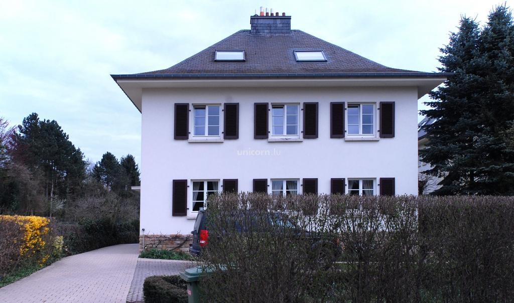 House for sale in Bereldange  - 322m²