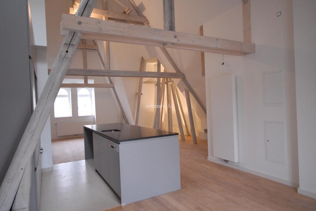 单元房 for rent in Esch-Sur-Alzette  - 75m²