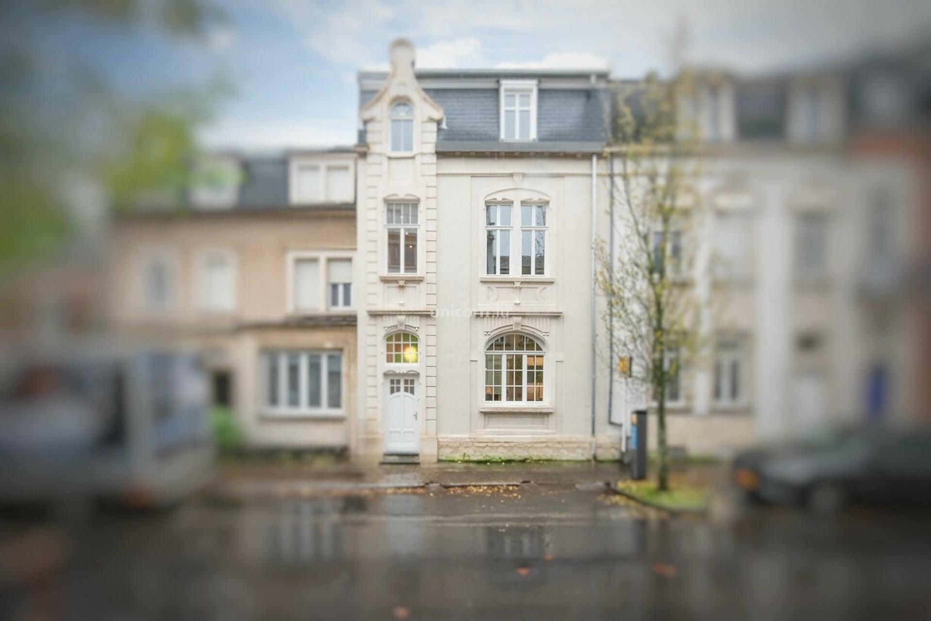 Haus zu verkaufen in Luxembourg-Limpertsberg  - 200m²