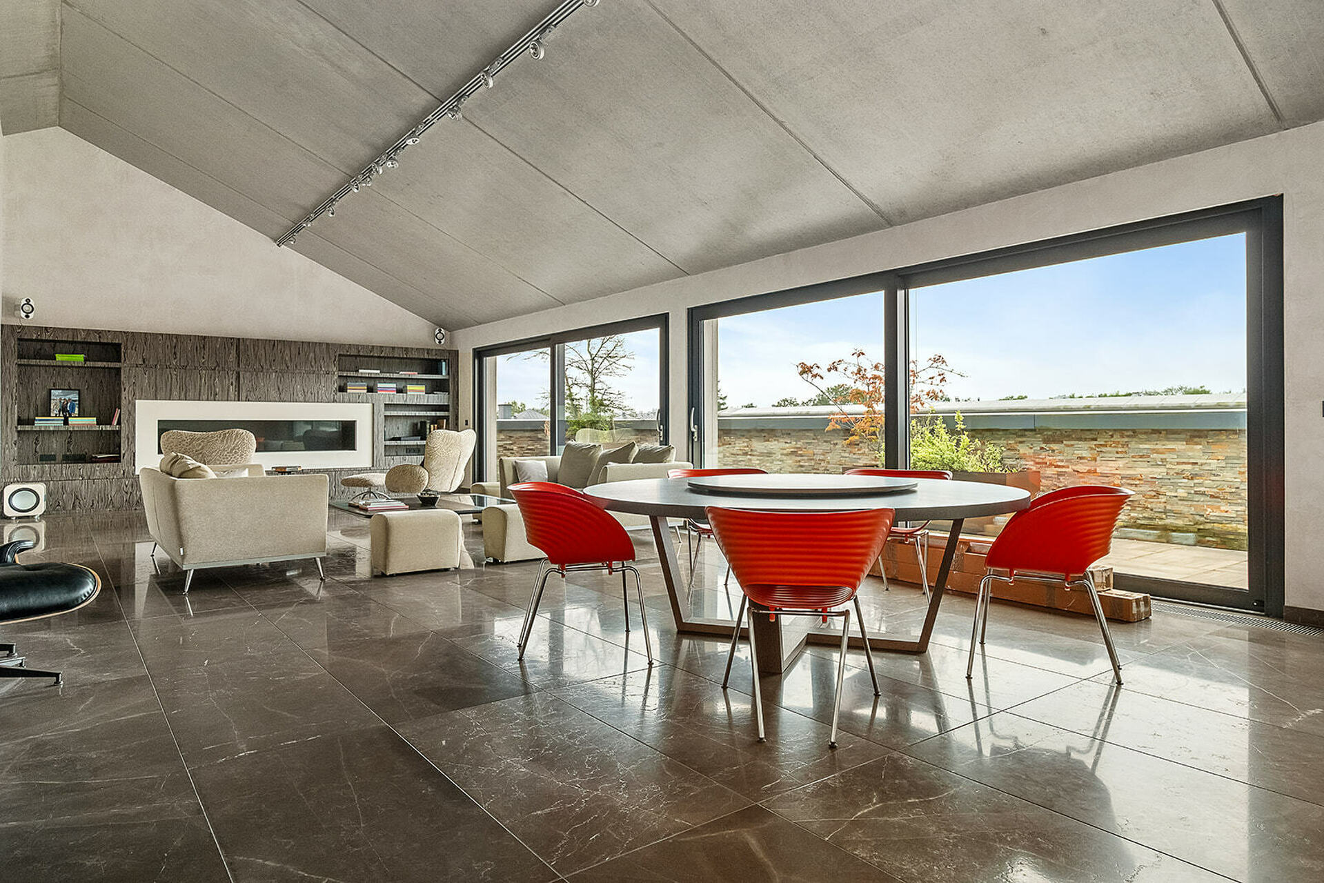 Penthouse for rent in Luxembourg  - 367m²