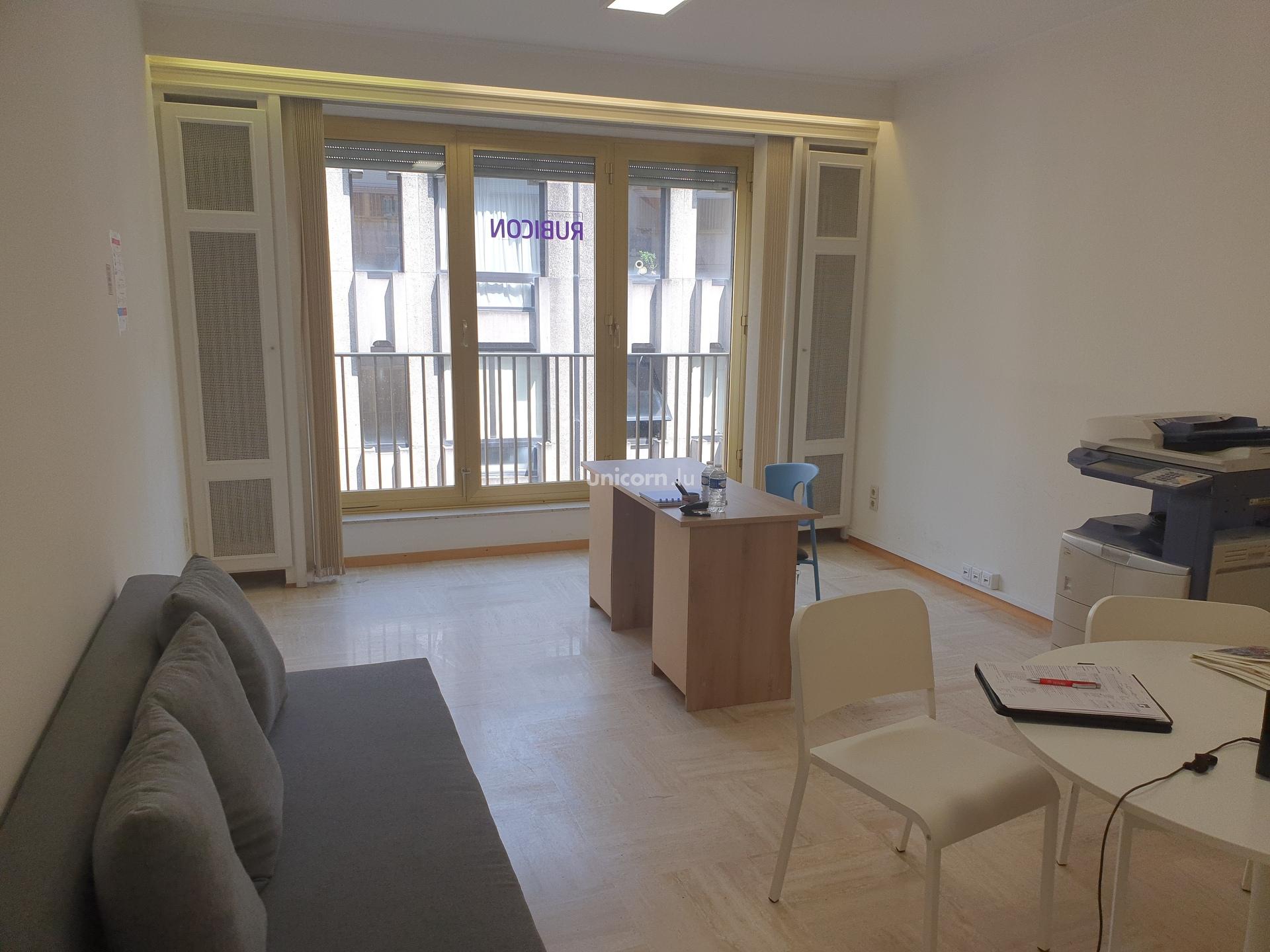 Bureau en location à Luxembourg-Centre  - 63m²