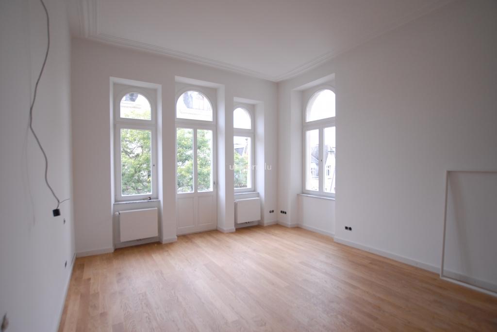 单元房 for rent in Esch-Sur-Alzette  - 82m²